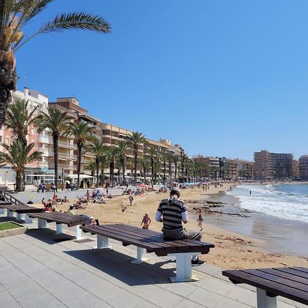 Gemuetliche Ferienwohnung In Torrevieja Ca100M Vom Strand Playa Del Cura Entfernt المظهر الخارجي الصورة