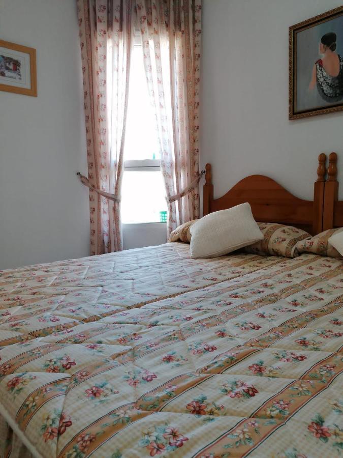 Gemuetliche Ferienwohnung In Torrevieja Ca100M Vom Strand Playa Del Cura Entfernt المظهر الخارجي الصورة